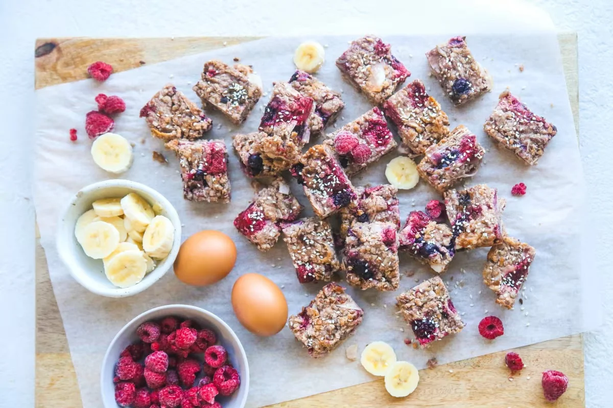 A tray of muesli bars